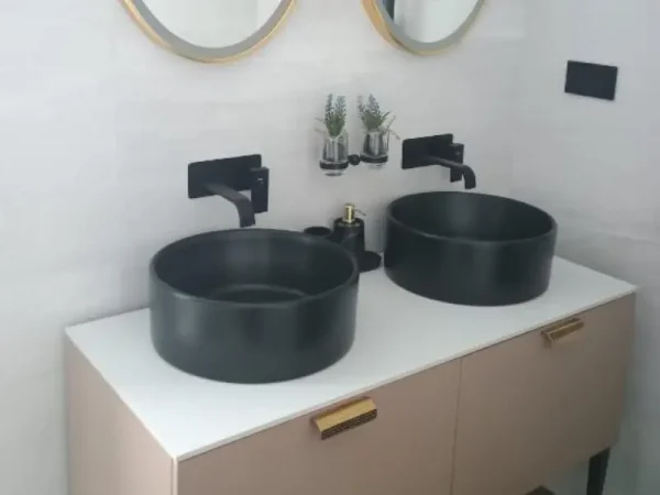 villa1 bathroom - C